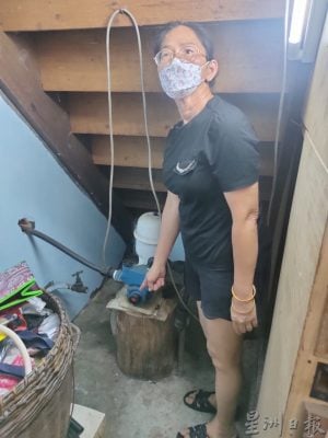 凌晨雷电交加 十八丁大部份渔民不出海