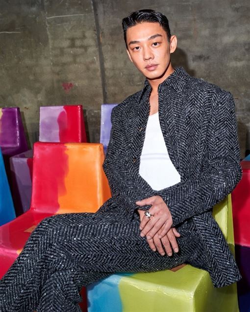 刘亚仁涉毒预计下周传唤 警调查搜出万张证据资料