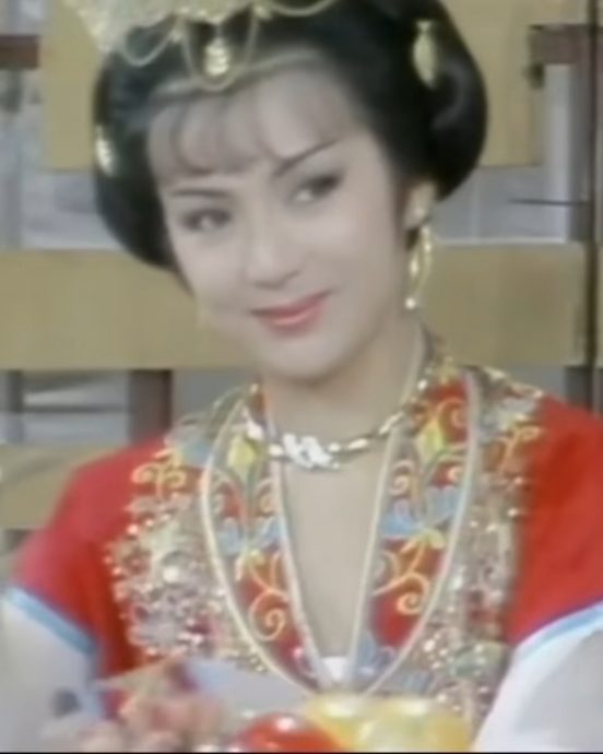  刘培基晒合照 68岁冯宝宝久违现身