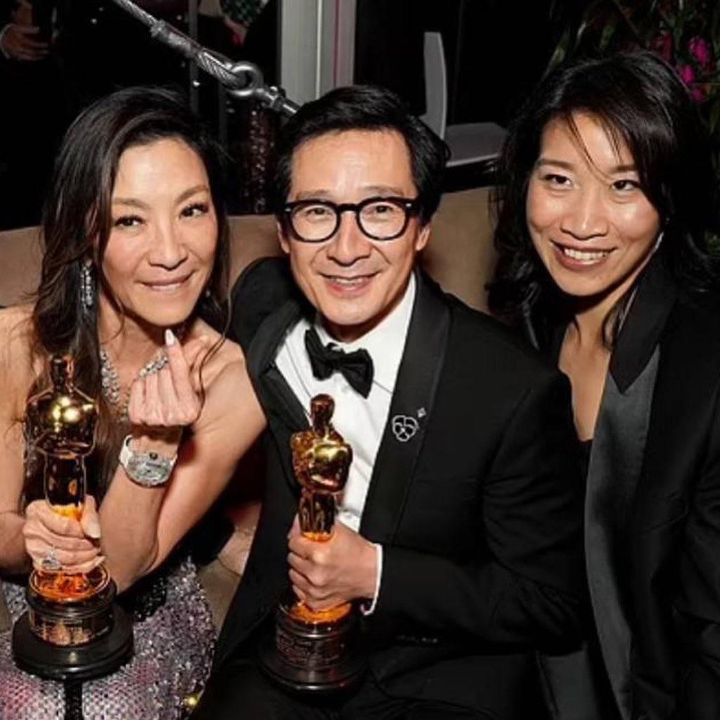 前夫女儿偕生母赴美庆功 杨紫琼获封最强继母