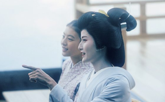 区秀屏／《舞伎家的料理人》关于一些透明和真挚	