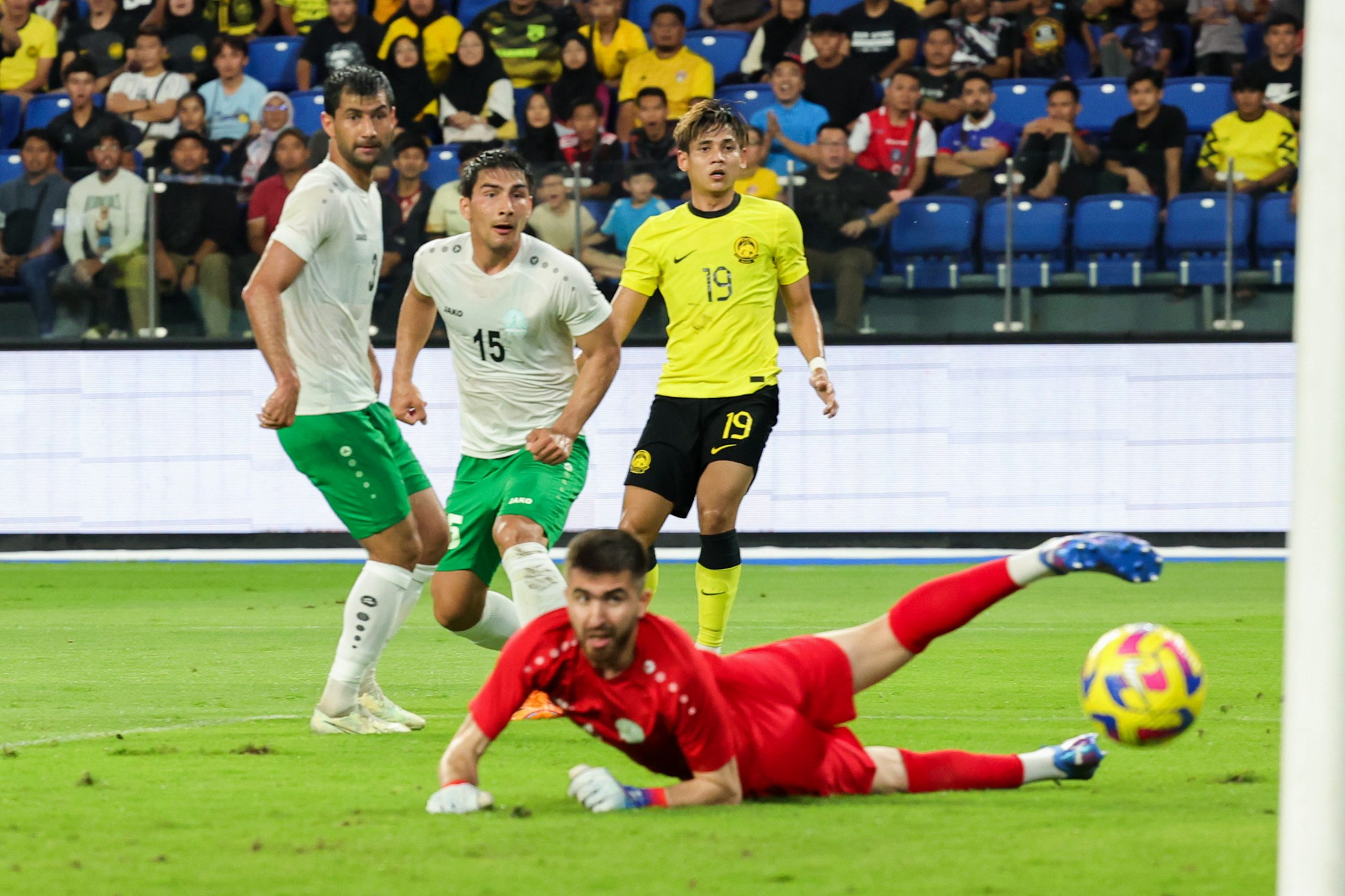 友谊赛|国足1球小胜土库曼  金帅不自满盼精益求精