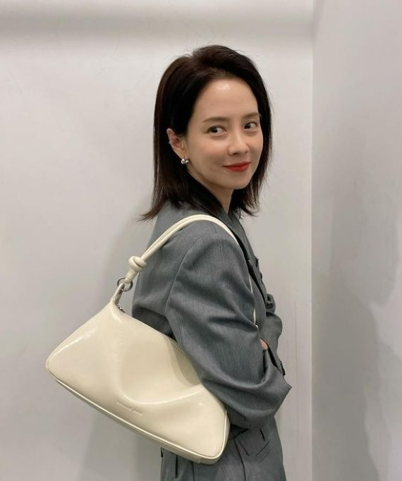 同框41岁女神宋智孝  29岁培永被调侃像兄妹