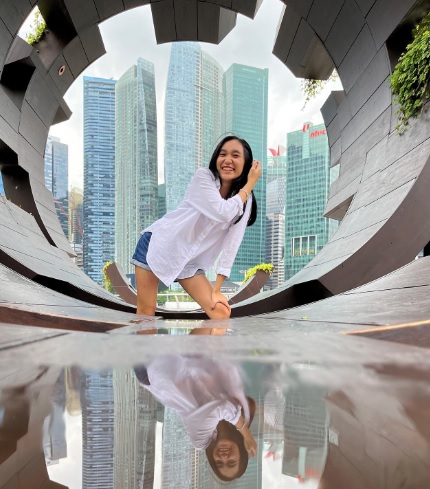 名牌论被嘲成品牌模特 少女:我想成为作家 不是模特