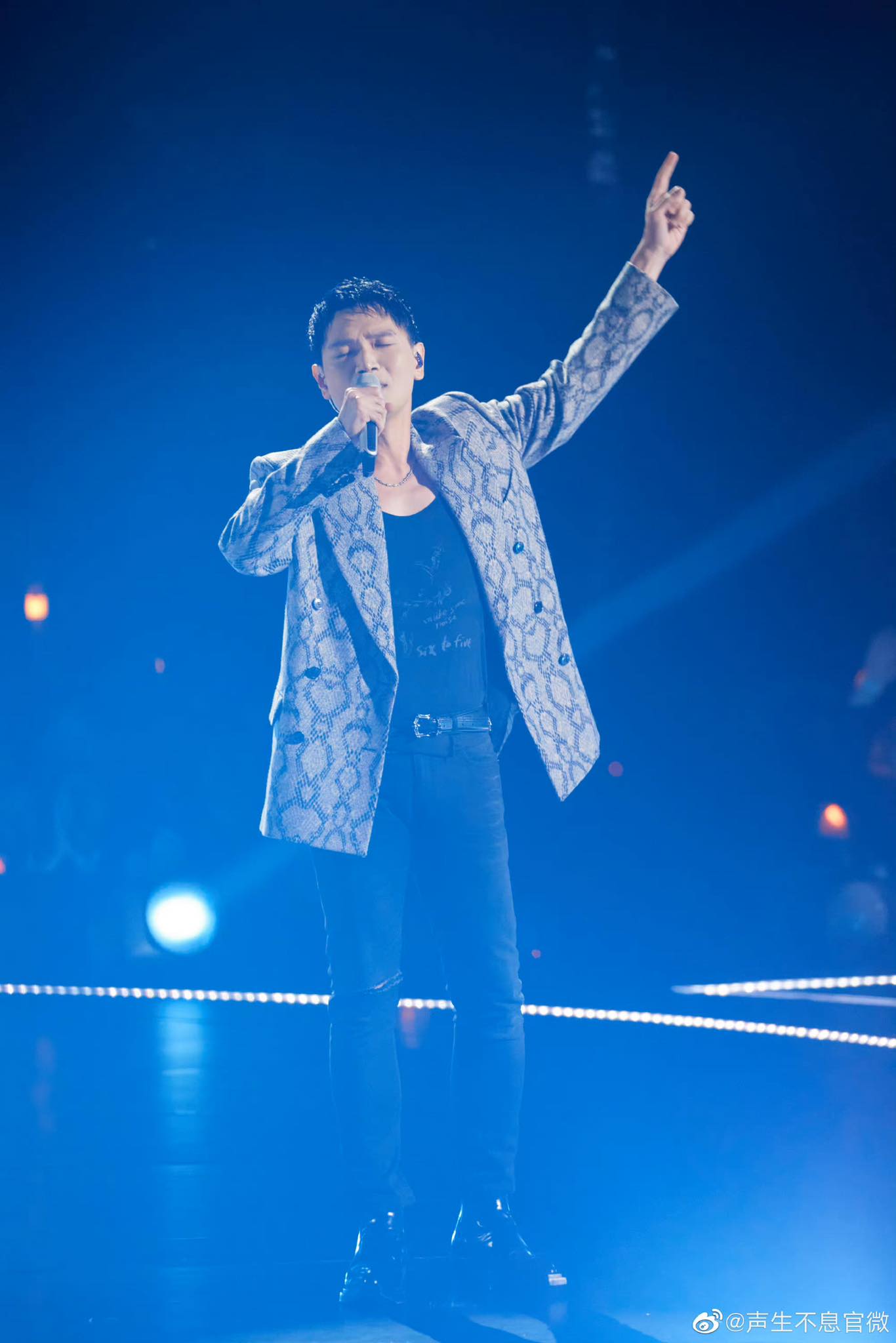 唱《鹿港小镇》翻车 杨宗纬疑倒嗓被嫌难听