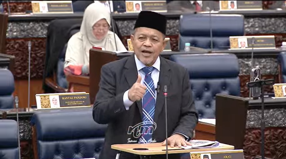 国会/ 沙希淡不堪被讽刺责骂莫哈末沙尼连猴子都不如