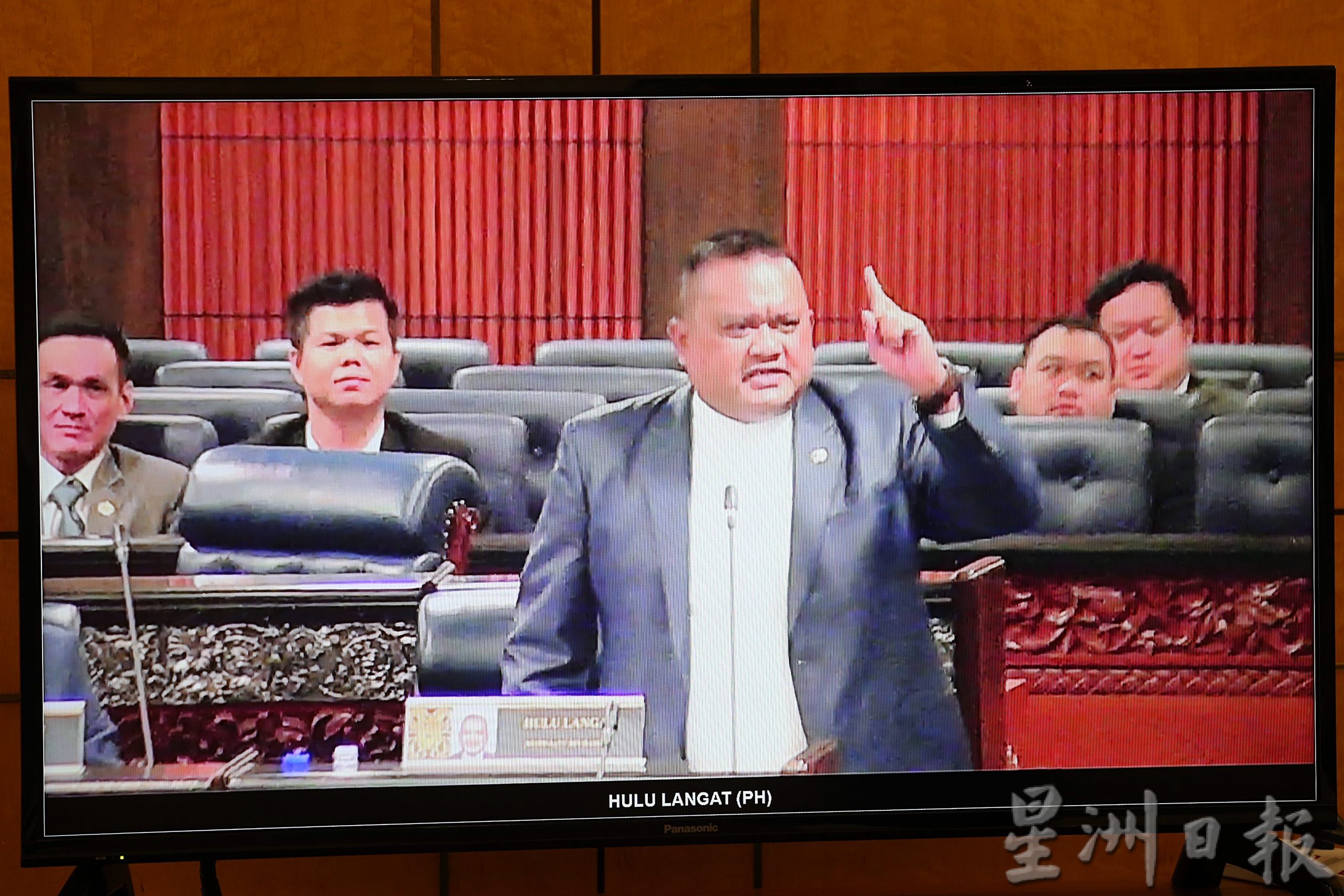 国会 诚信党国会议员建议政府提早公布全国大选日期