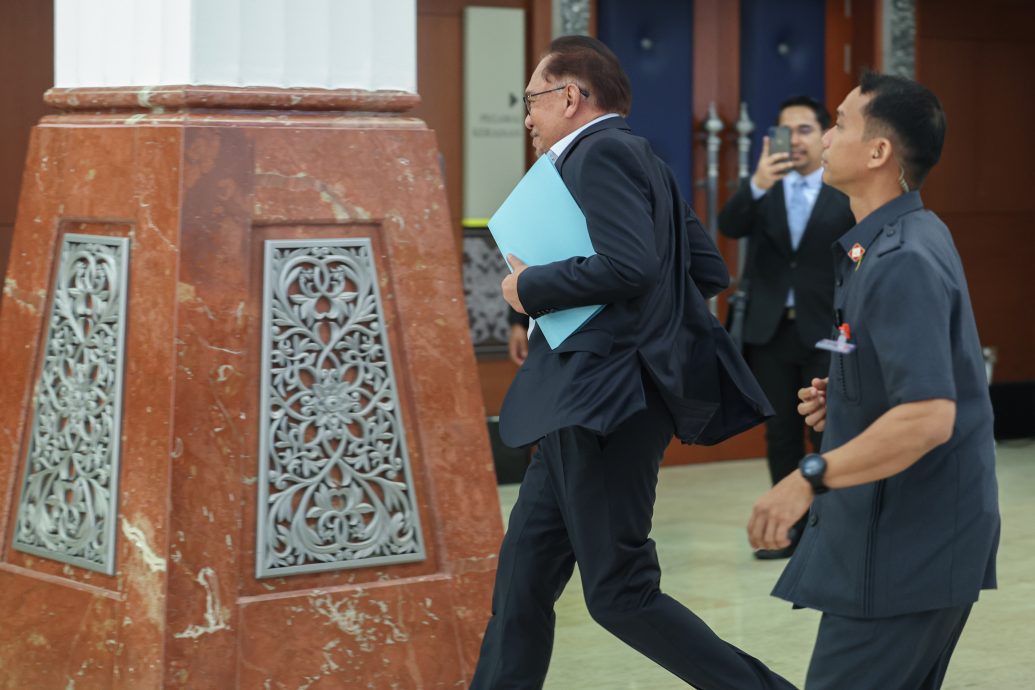 图集 | 奔跑吧 首相安华!