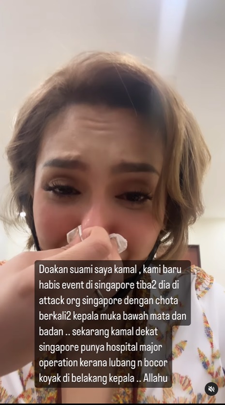 在新加坡被陌生人用斧头打中头部!本地男演员伤口撕裂严重