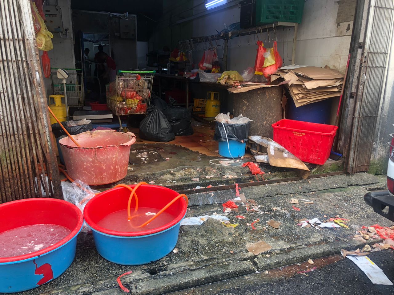 多涉环境卫生问题 J-Force 17天开逾400罚单