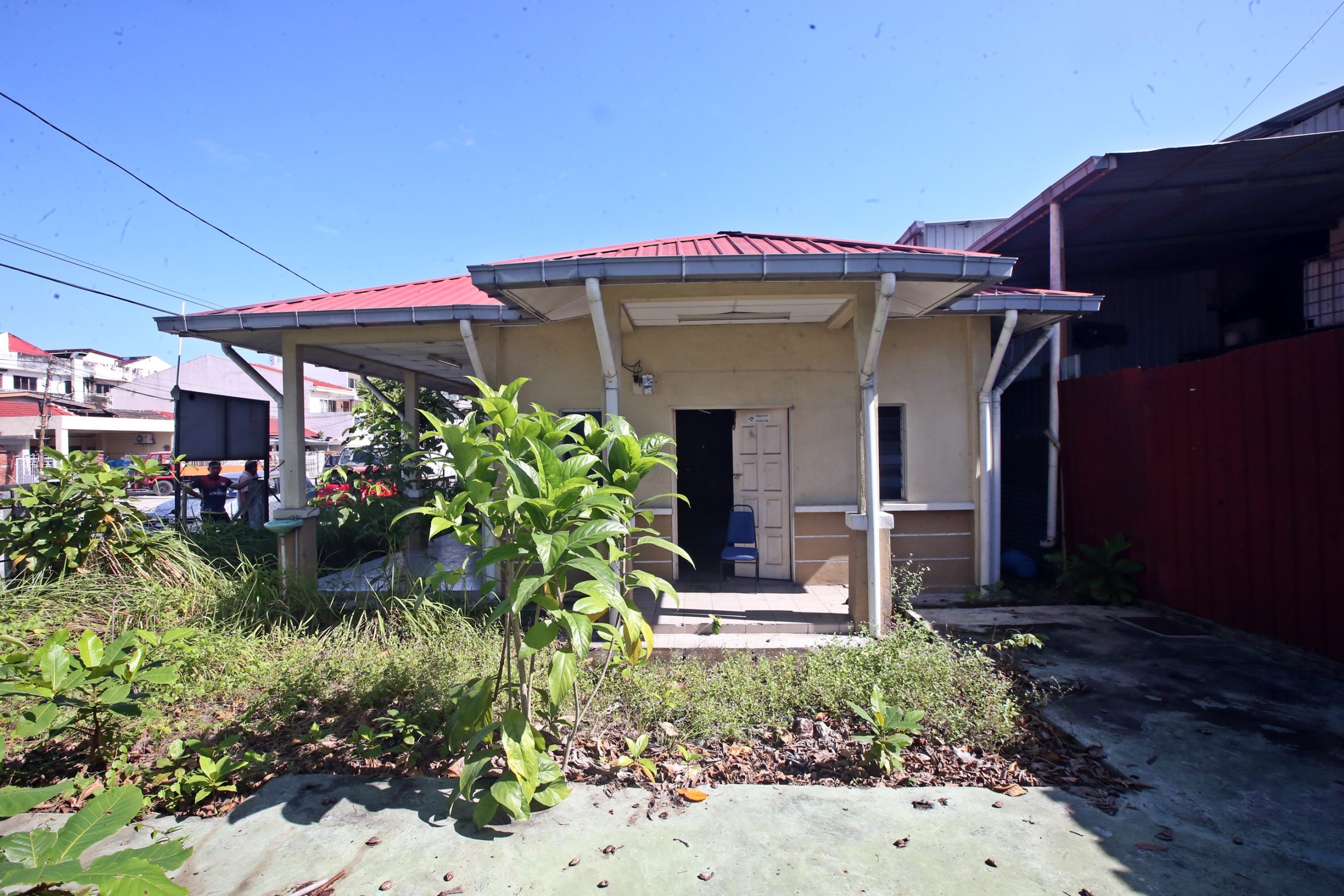 大都会4头/这则做头,跟进的做副文/余保凭/多元用途礼堂被闲置