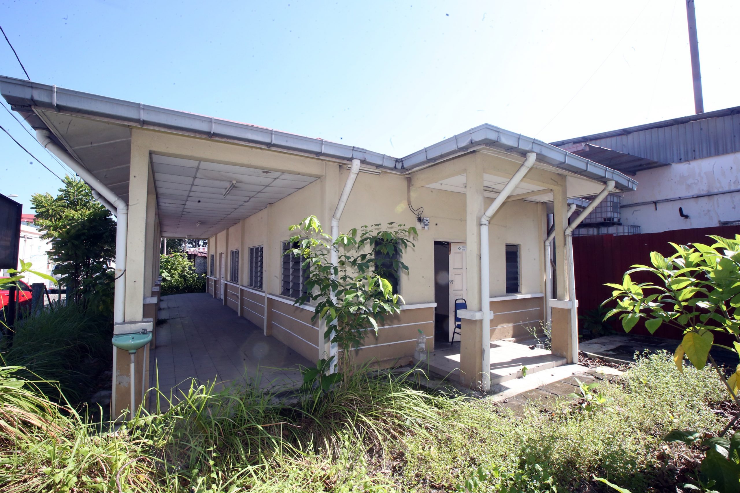 大都会4头/这则做头,跟进的做副文/余保凭/多元用途礼堂被闲置