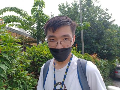大都会/封面/双溪龙镇第2区SL2/2路、SL2/3路和SL2/4路沦为优大生的停车地点，300户人家冒火