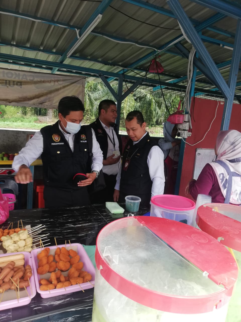 大都会/雪卫生局检查673食肆，有42家卫生太糟被勒令停业！／5图