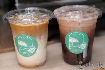 大霹雳封底主文/【餐车趴趴走】/聂凯汶实现旅行+工作梦想 四驱车改装成流动咖啡车