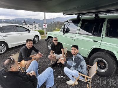 大霹雳封底主文/【餐车趴趴走】/聂凯汶实现旅行+工作梦想 四驱车改装成流动咖啡车