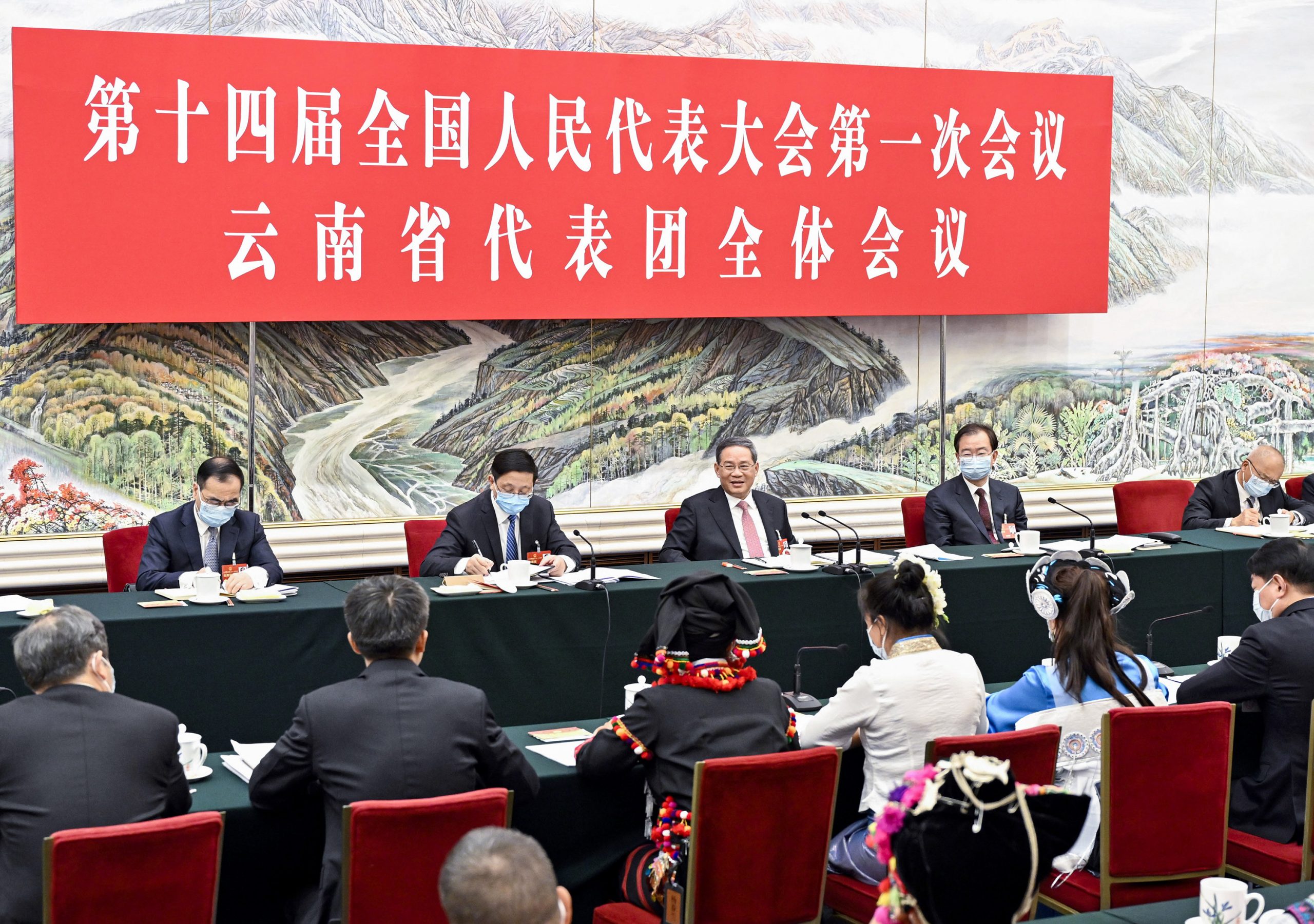 天下事 李强:努力扩大内需 大力推进科技创新