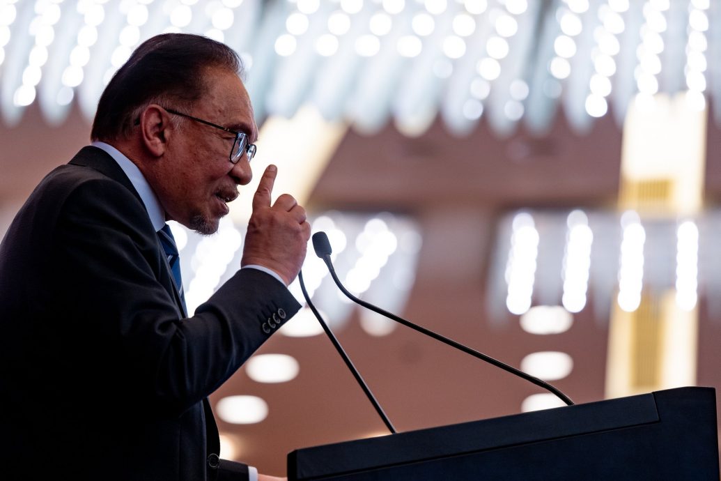 安华:多语言学习是大马的教育方向