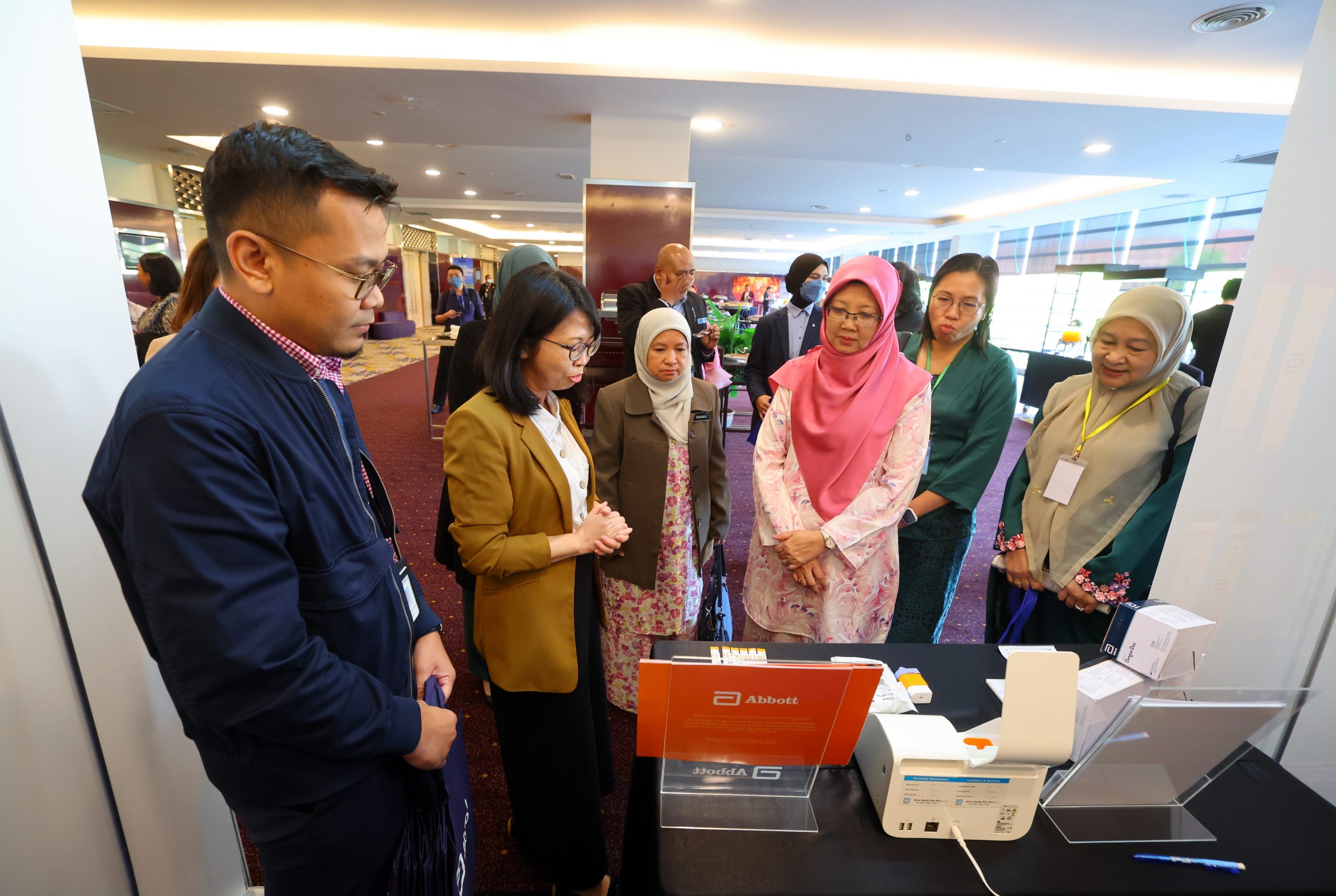 对抗人畜共患疟疾威胁·扎丽哈:需新控制措施