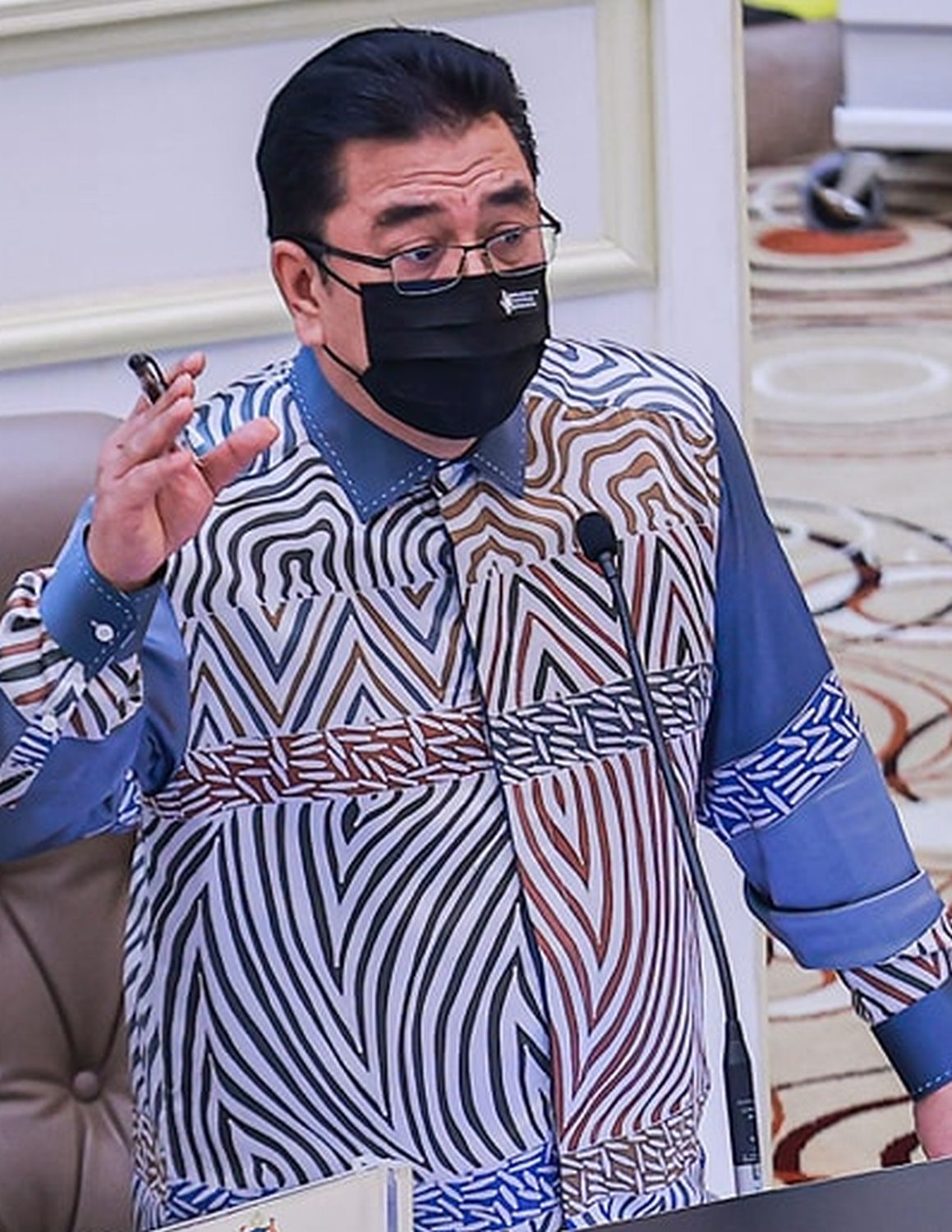 州议会-苏莱曼:甲与英国合作,研究公共交通策略计划