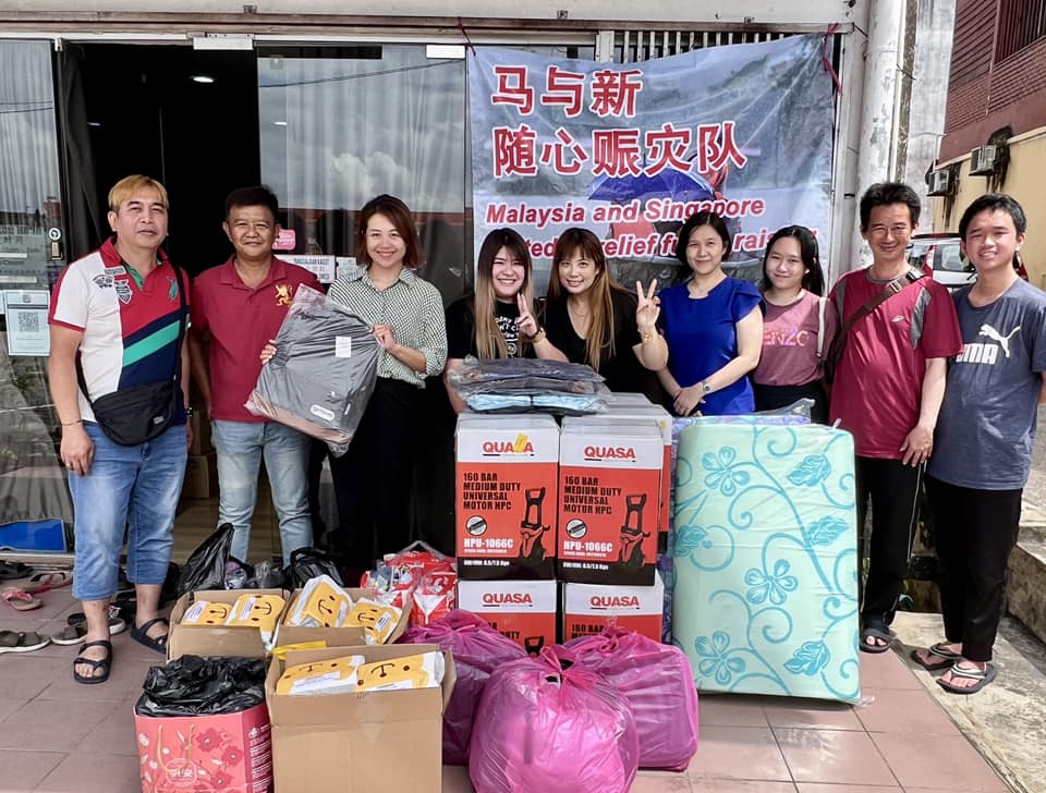 **已签发出**柔:狮城工作国人发动筹款,助水灾灾黎度难关