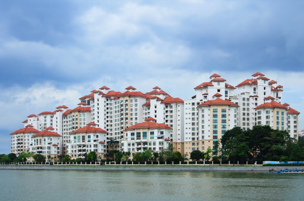 房租狂飙加上外国抢人,部分外籍人士拟撤出狮城