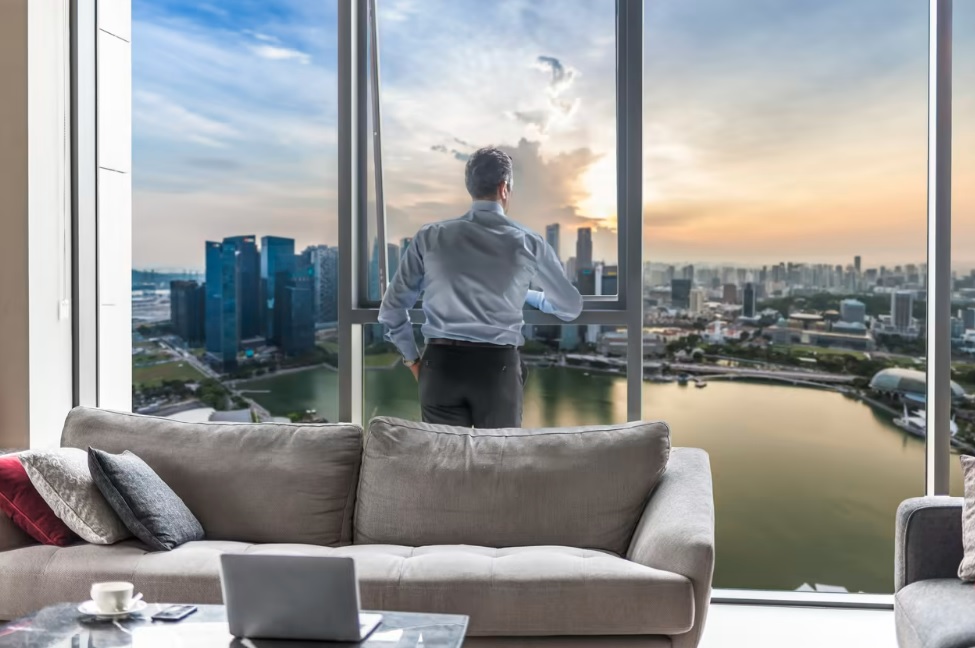 房租狂飙加上外国抢人,部分外籍人士拟撤出狮城