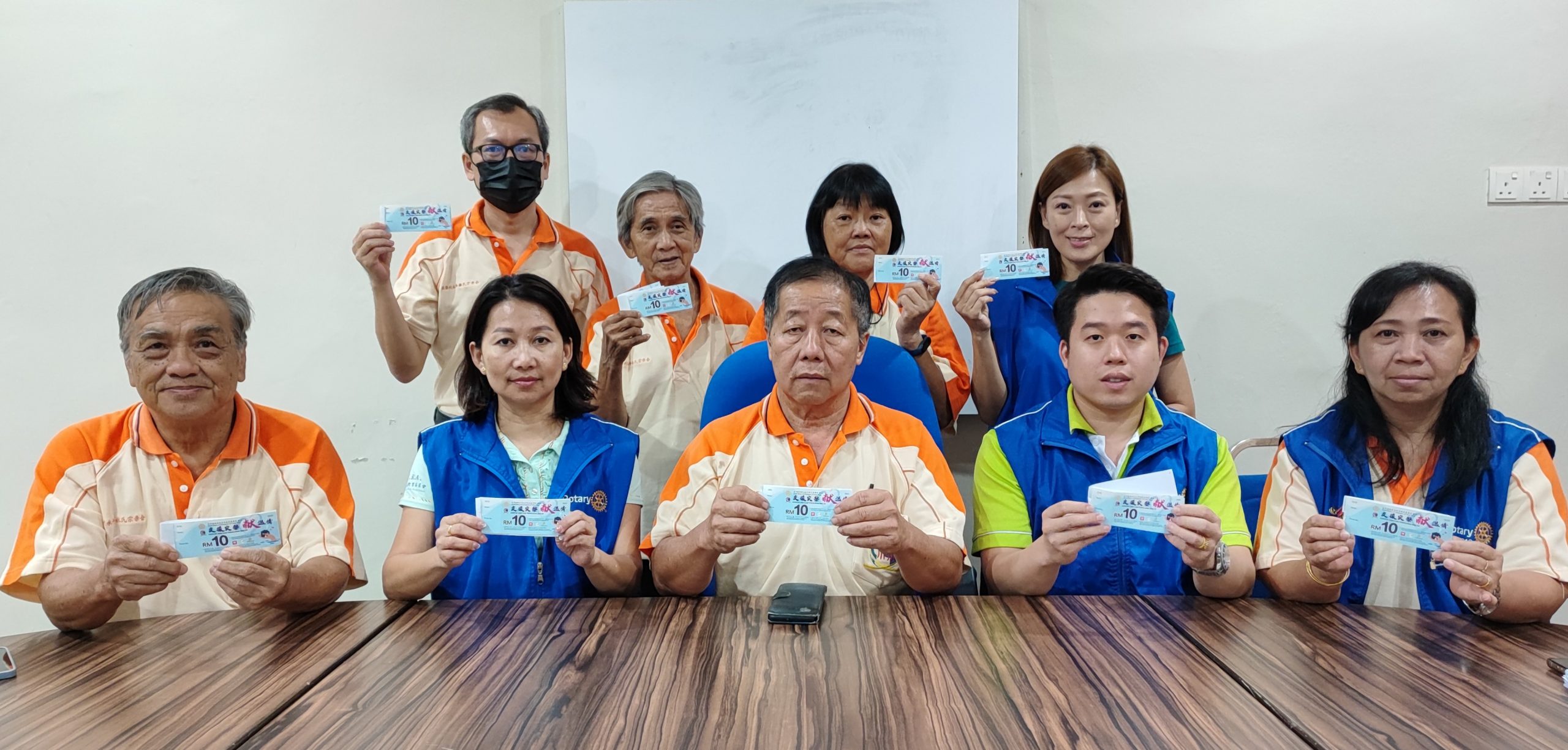 **已签发**柔:头条之一或显刊:低洼区退水,永平清理工作持续,社团爱心接力助灾黎
