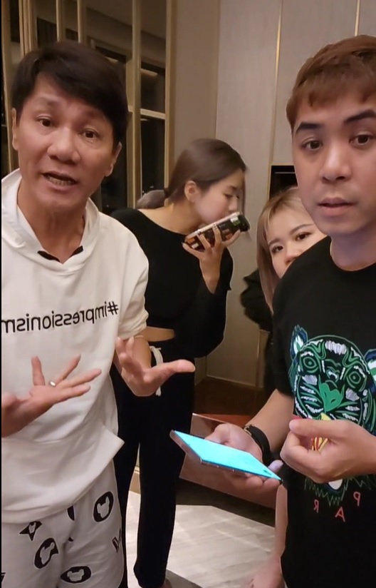 **已签发**柔:狮城二三事:头条:狮城“卖鱼哥”王雷为大马水灾灾民筹获60万,李宗伟也捐款