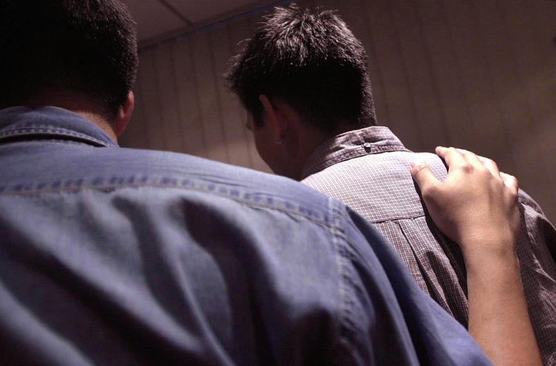 *已签发*柔:狮城二三事:狮城名校男教师辅导学生 邀回家诱看黄片