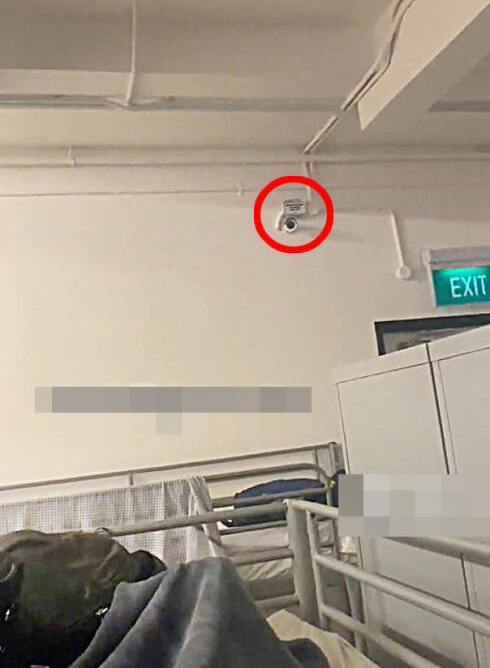 *已签发*柔:狮城二三事:花20新元住背包旅馆 女游客惊见房间装闭路电视