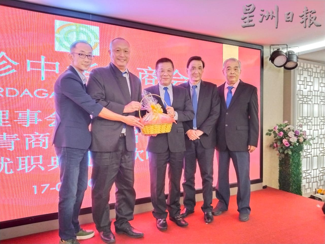 **已签发**柔:社团版头条:谢华隆:柔水灾致伤多个经济区,工商业农民心血毁于一旦