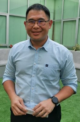 **已签发**柔:第三版头条:柔水灾致30政府诊所受影响,林添顺:三合港诊所器材全毁最严重