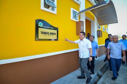 倪可敏造访交怡岛,拨200万提升两巴刹三食肆!