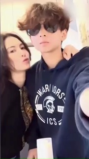 张栢芝买零食被野生捕获 Quintus当护花使者保护妈妈