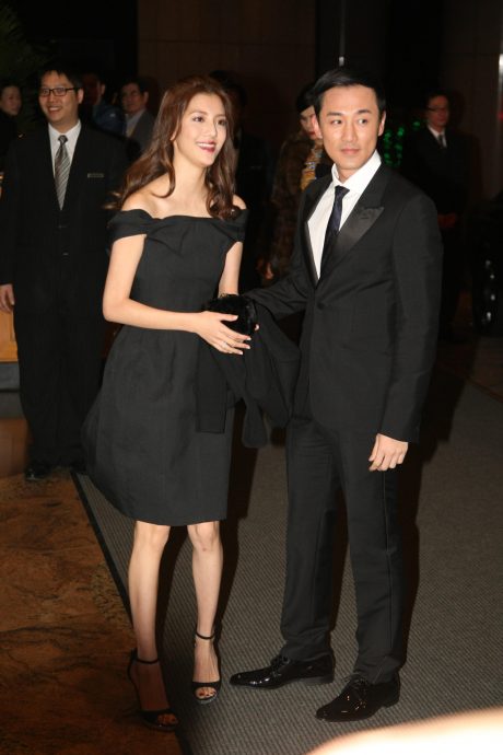 张馨月穿搭被狠批娘味浓 网弹品味不及吴千语