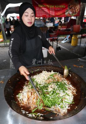 怡22地设斋戒月市集 档口比去年增25%