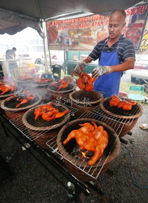 怡22地设斋戒月市集 档口比去年增25%