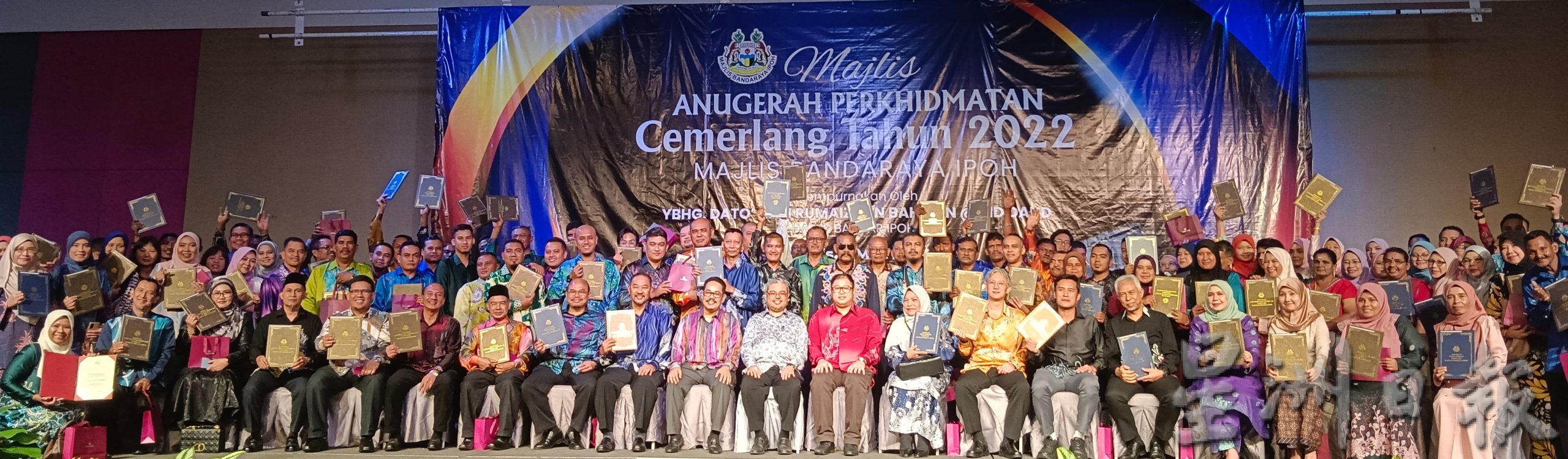 怡市长:非法垃圾堆有所减少 重犯者将提控上庭