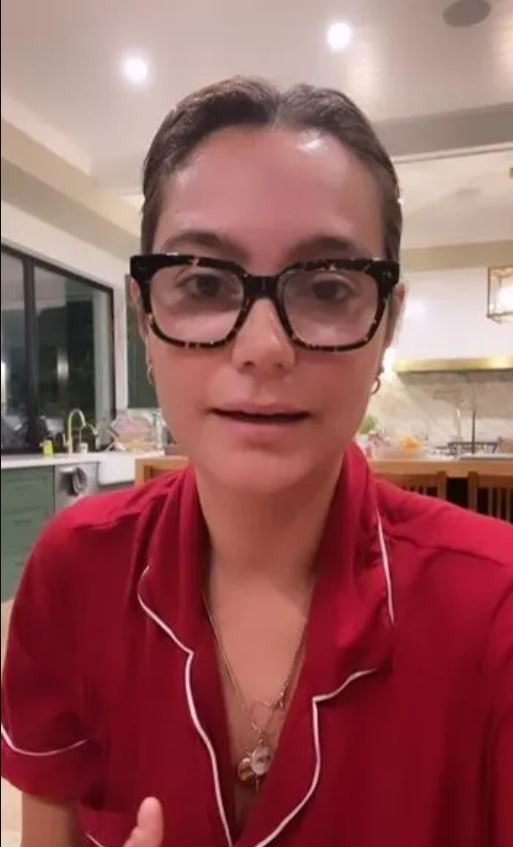 患失智布鲁斯遭狗仔大呼小叫!妻泪诉恳求:请给他空间与尊重