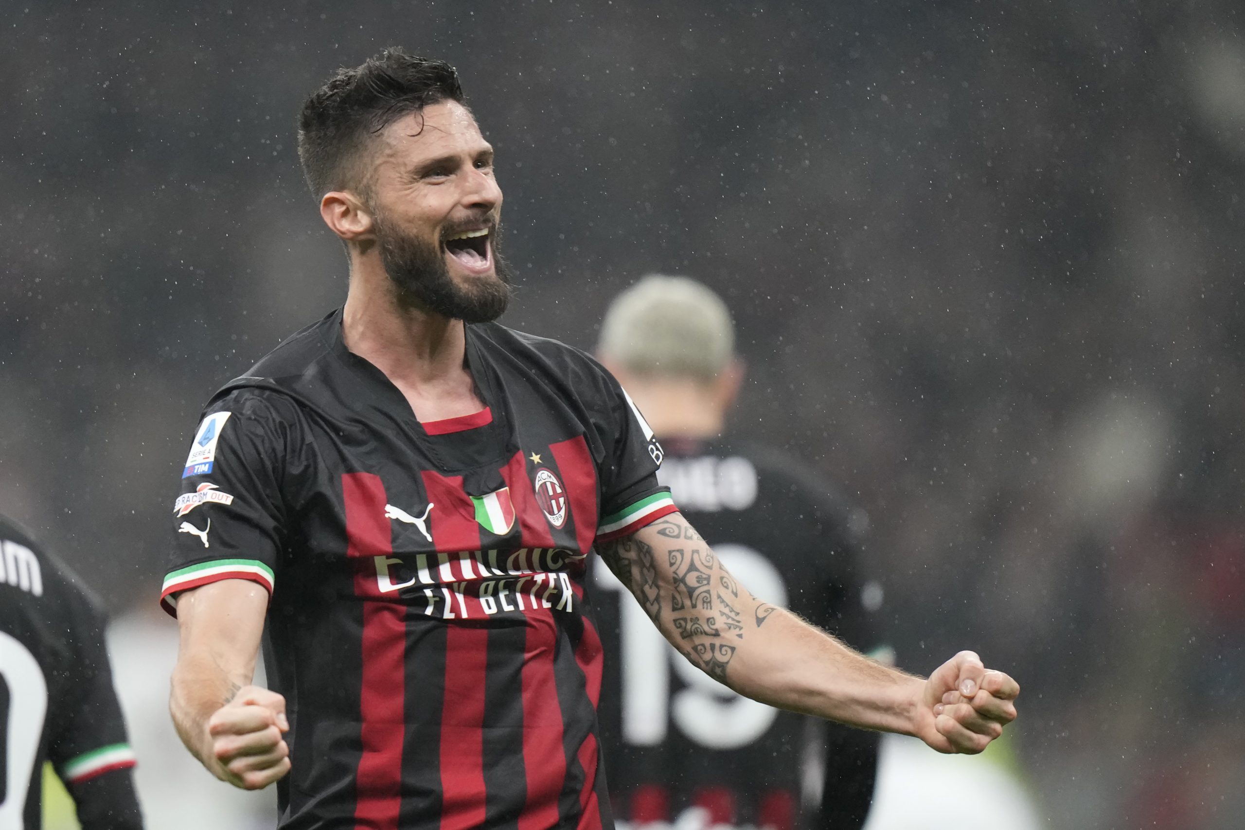 意甲|主场遭萨勒尼塔纳扳平  米兰各战线3场不胜