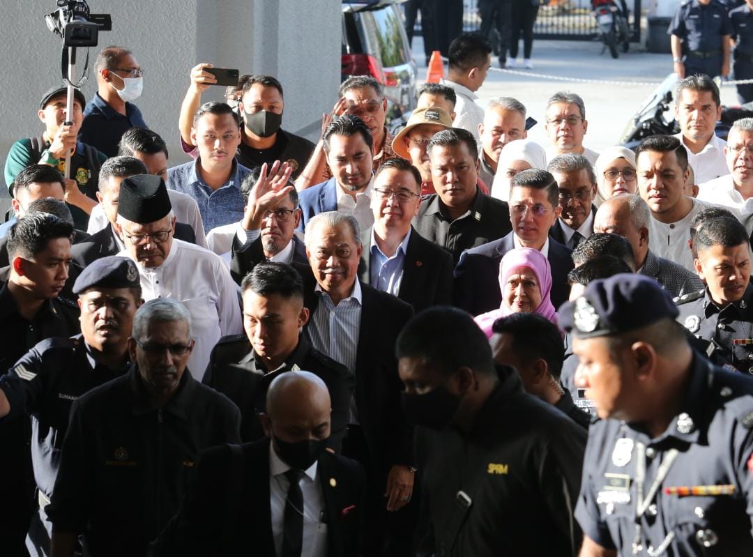 慕尤丁今被控6控状 涉受贿2.3亿及1亿9500万洗黑钱