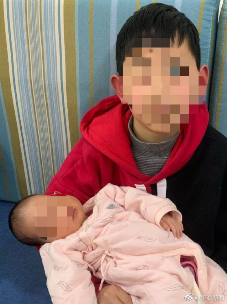 拼盘/唤醒冷冻多年胚胎 妇诞差12岁“双胞胎”圆二胎梦