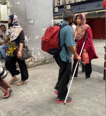 搭Grab到隆行乞 “乞丐”月入竟逾8千