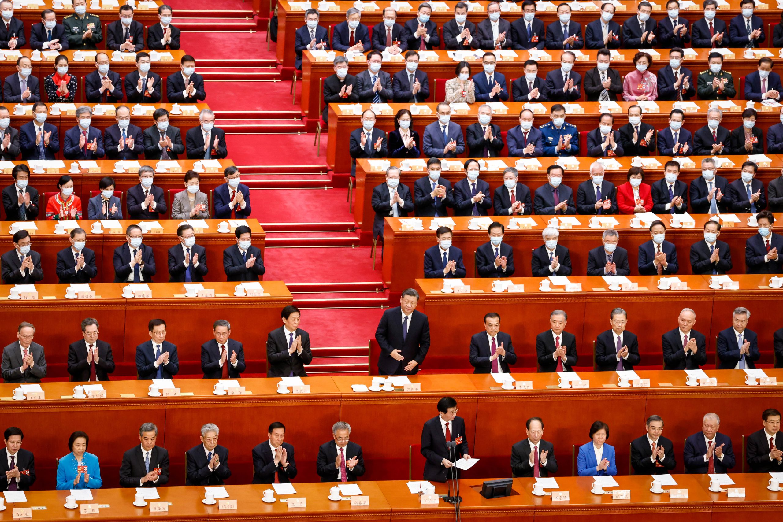 政协闭幕 王沪宁:敢于善于发声 政协要发扬斗争精神