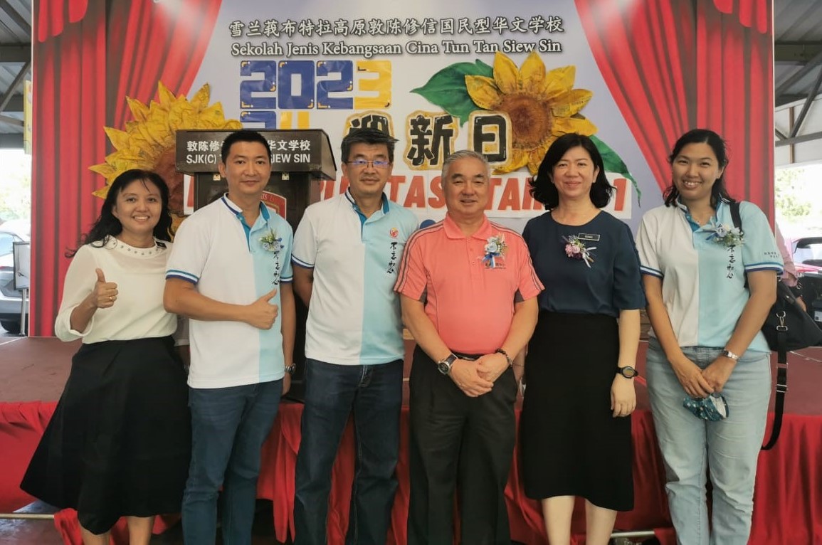 敦陈修信华小迎新日 185小朋友踏入新旅程