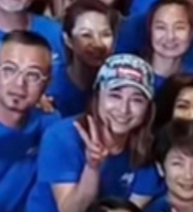 数十港星中山喜聚会 网调侃把TVB搬到中国