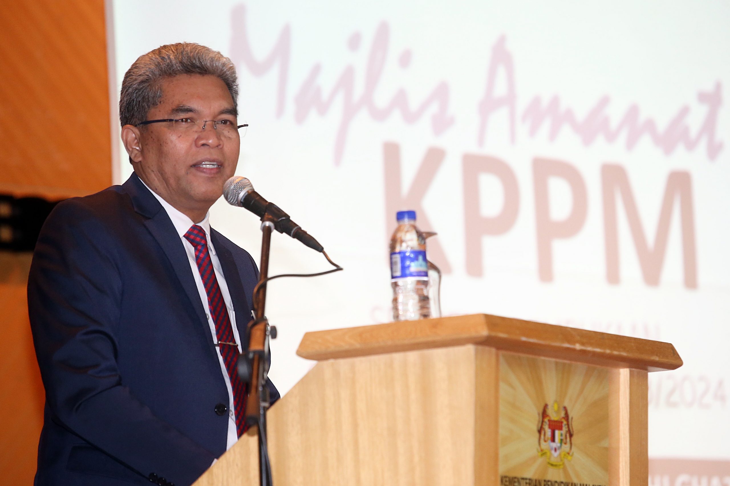 新学年恢复1月开学?总监:牺牲学校假期才能做到