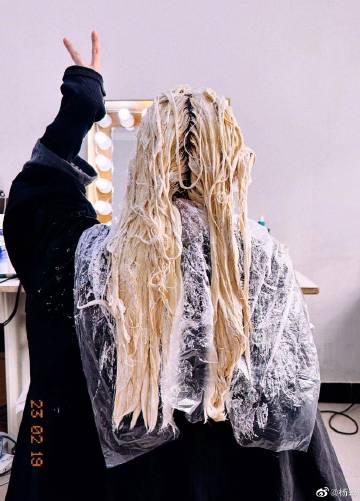 新片仅拍20天杀青  杨幂挨批“圈钱”