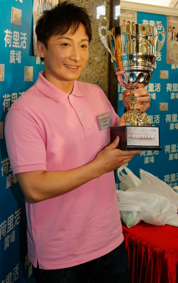 方力申认爱邪教性侵受害人 承诺陪赴韩出庭